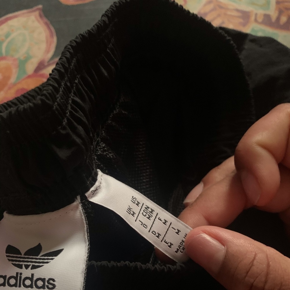 Adidas shorts - Picture 3 of 3